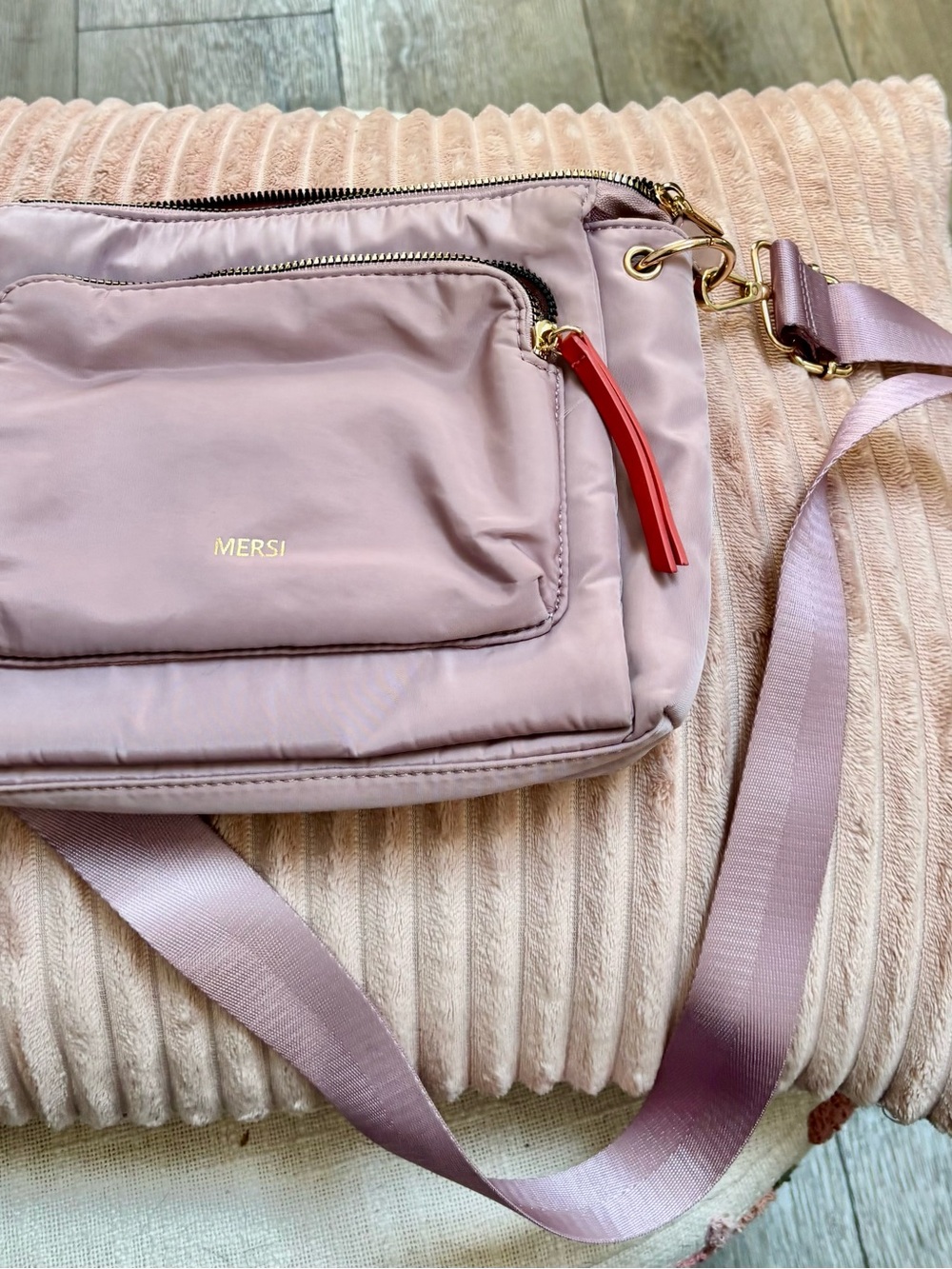 MERSI Lavender-Pink Crossbody Bag with Adjustable Strap